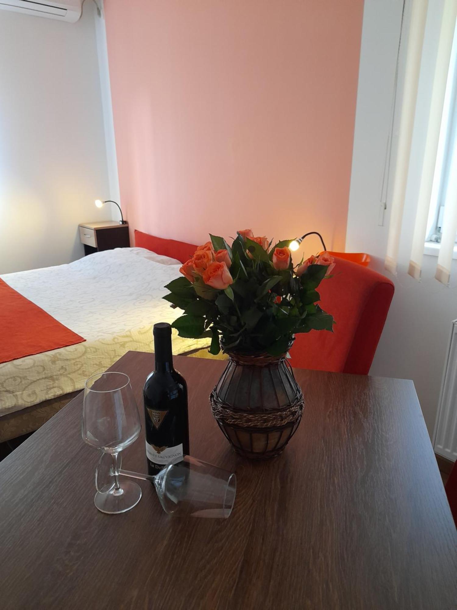 Kety Apartments كراغوييفاك المظهر الخارجي الصورة