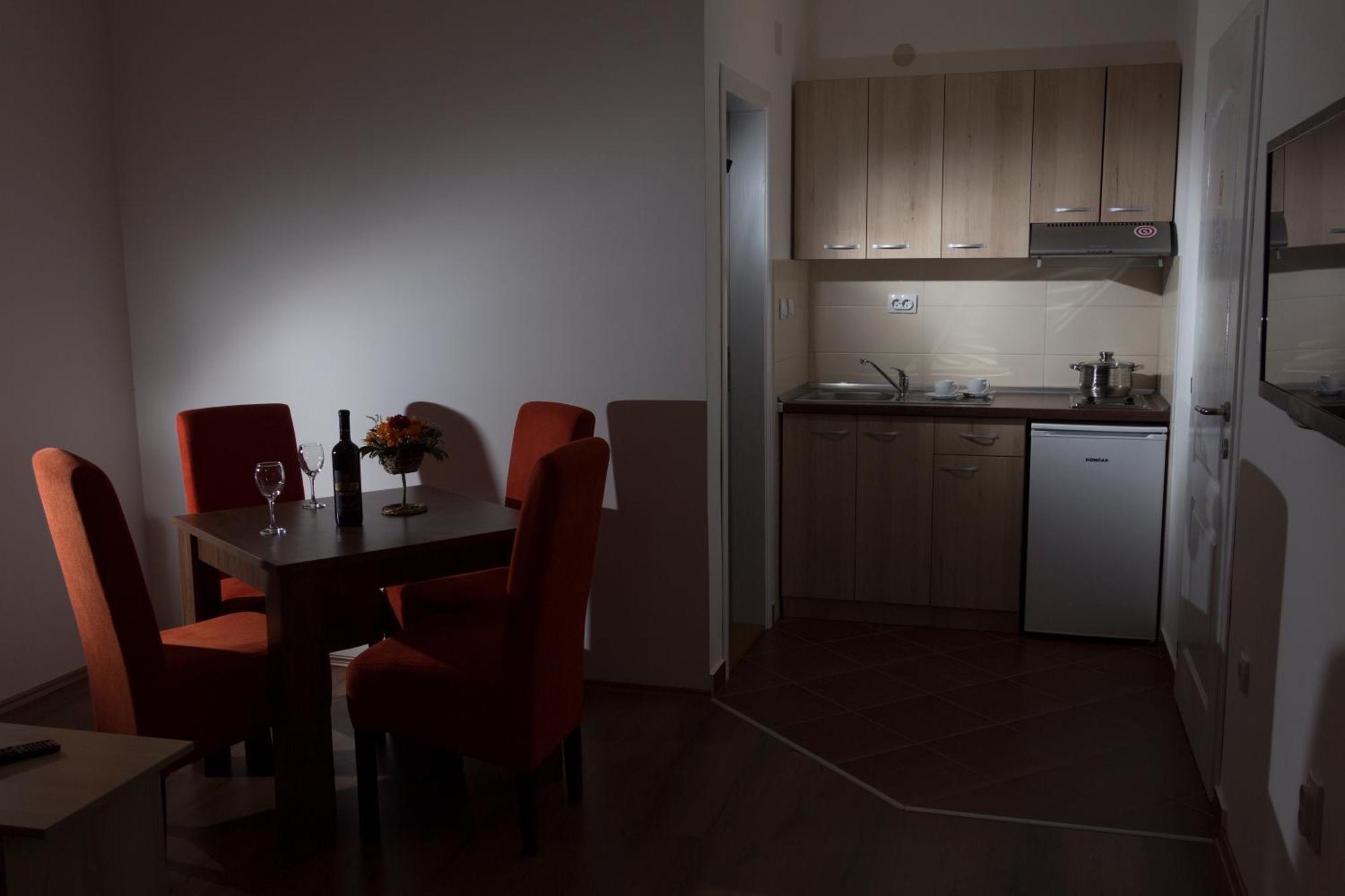 Kety Apartments كراغوييفاك الغرفة الصورة